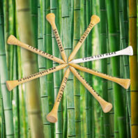 BambooMamboo Golf Tees Bambus 70mm personalisiert Titelbild Hintergrund